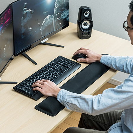 超大型リストレスト 幅72cm 低反発クッション入り ブラック YT-TOK012