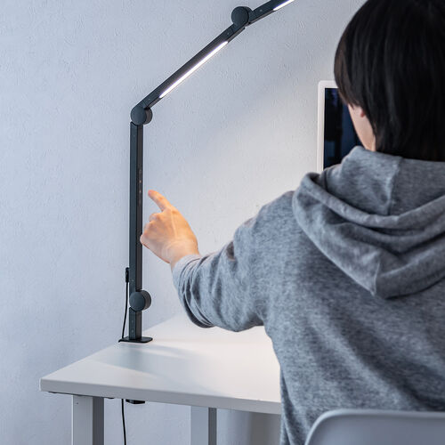 オーム電機 LEDアームライト 調光調色 クランプライト デスクライト デスクスタ デスクライト LEDライト クランプ 調光 アームライト 700ルーメン 4